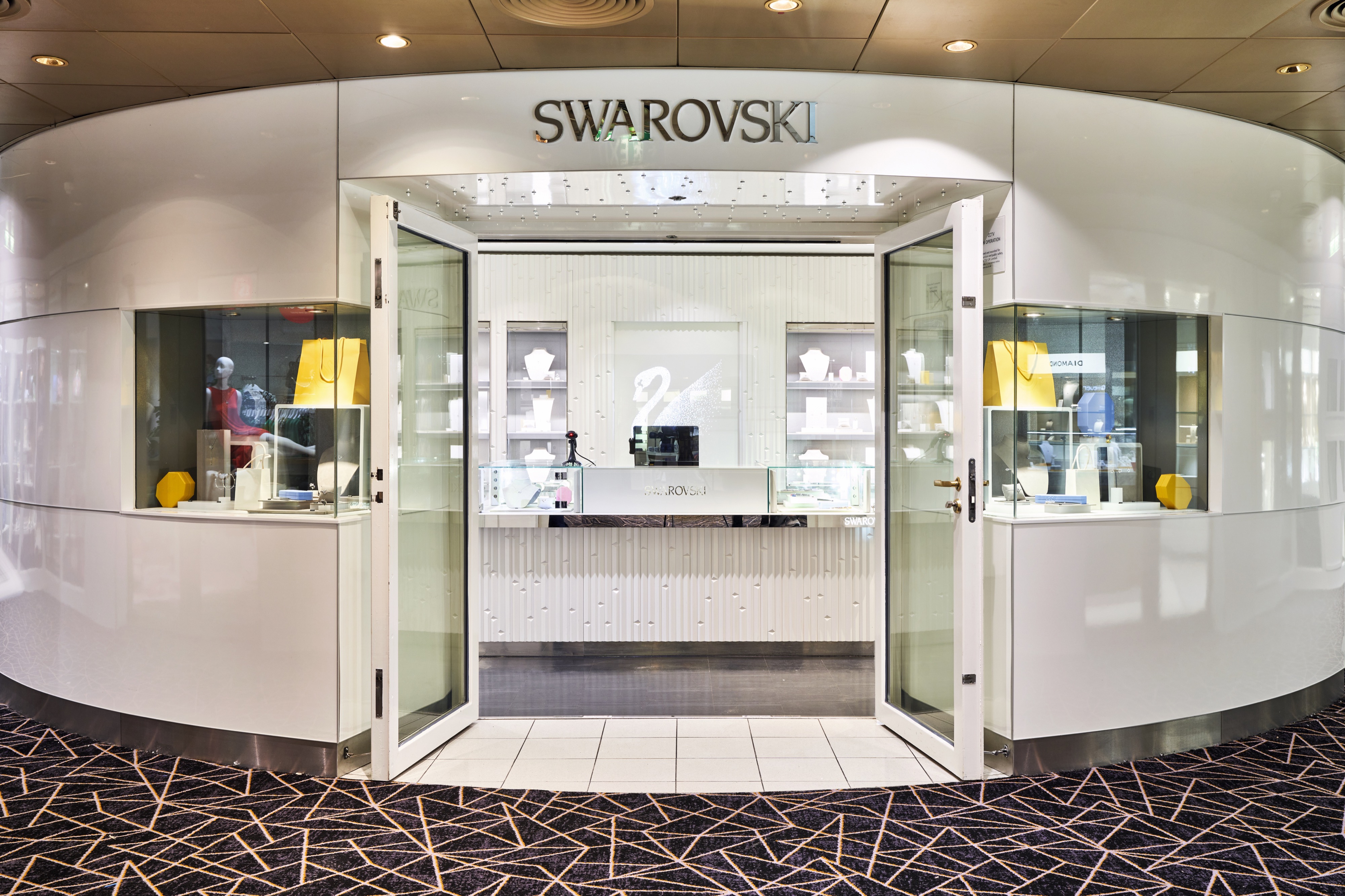 Marella Voyager - Broad Street Shops